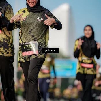 Runner Photo 6788969