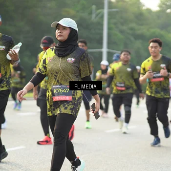 Runner Photo 6789156