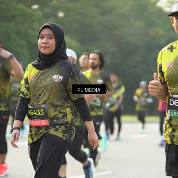 Runner Photo 6789310