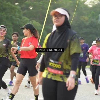 Runner Photo 6789415