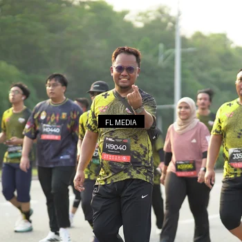 Runner Photo 6789448