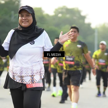 Runner Photo 6789501
