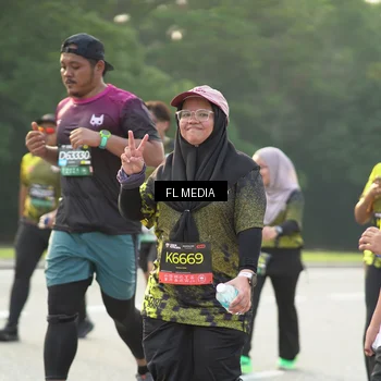 Runner Photo 6789568