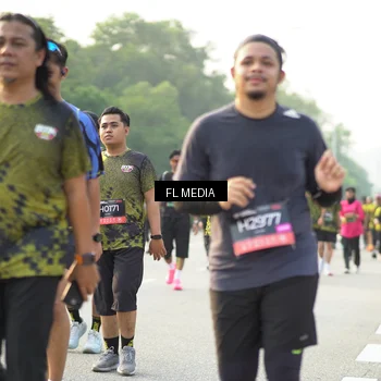 Runner Photo 6789657