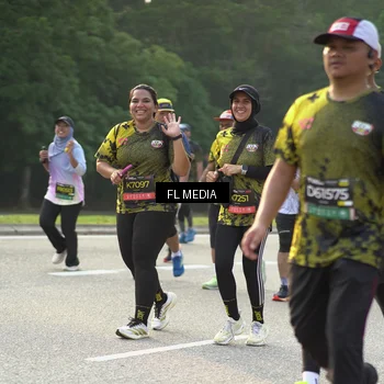 Runner Photo 6790039