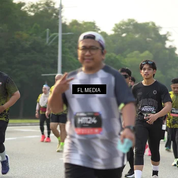 Runner Photo 6790055