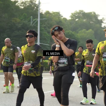 Runner Photo 6790069