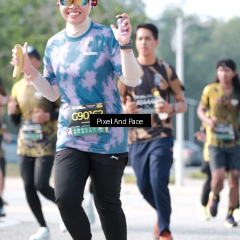 Runner Photo 6790073