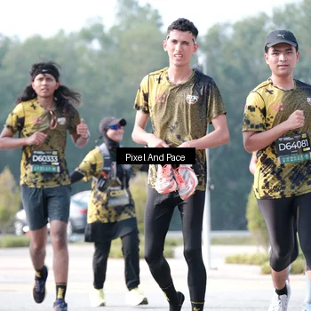 Runner Photo 6790079