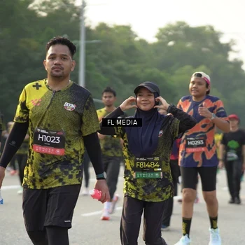 Runner Photo 6790113