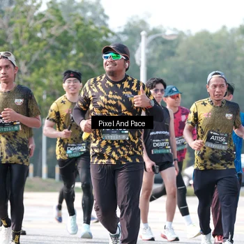 Runner Photo 6790192