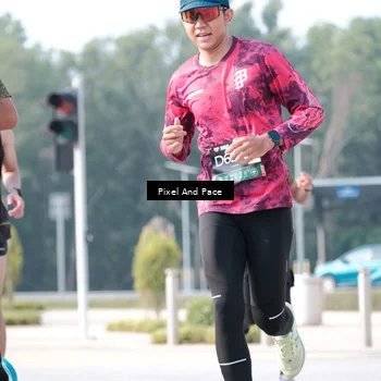 Runner Photo 6790210