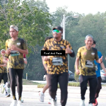 Runner Photo 6790237