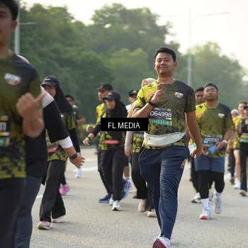 Runner Photo 6790342