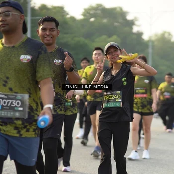 Runner Photo 6790511