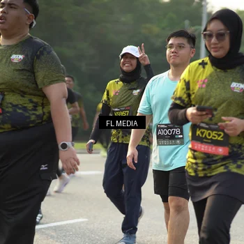 Runner Photo 6790535