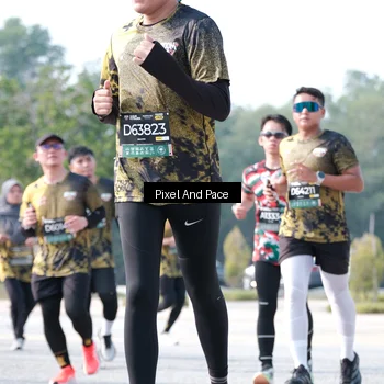 Runner Photo 6790978