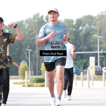 Runner Photo 6791114