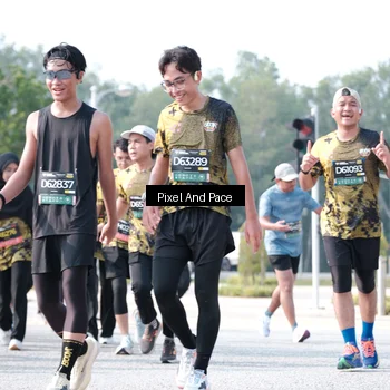 Runner Photo 6791116
