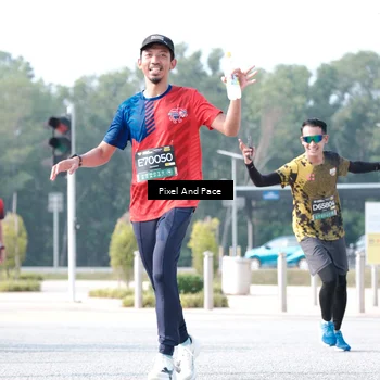 Runner Photo 6791141