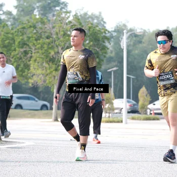 Runner Photo 6791234