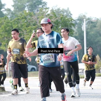 Runner Photo 6791269