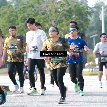 Runner Photo 6791290