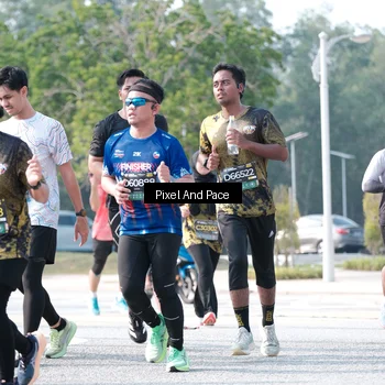 Runner Photo 6791295