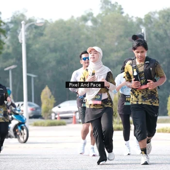 Runner Photo 6791311
