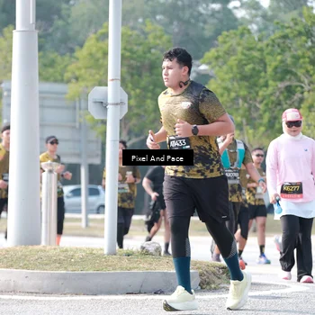 Runner Photo 6791325