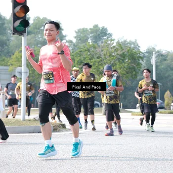 Runner Photo 6791328