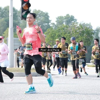 Runner Photo 6791370