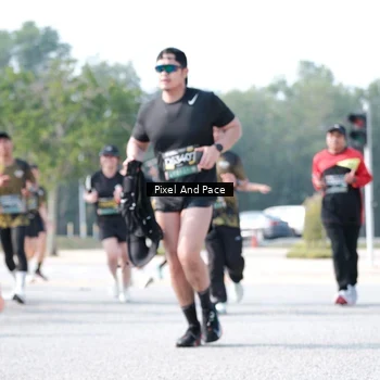 Runner Photo 6791374
