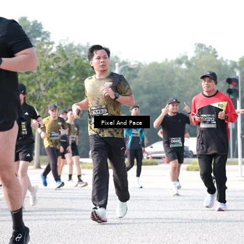 Runner Photo 6791402