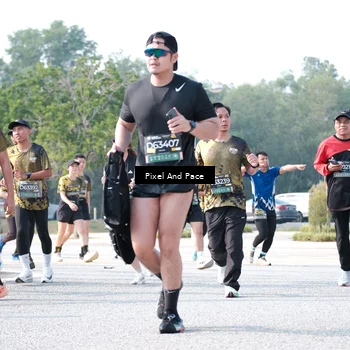 Runner Photo 6791408