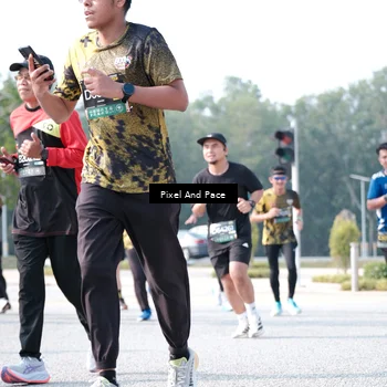 Runner Photo 6791435