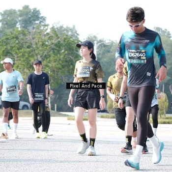 Runner Photo 6791459