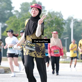 Runner Photo 6791476