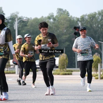 Runner Photo 6791533