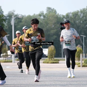Runner Photo 6791538