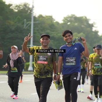 Runner Photo 6791543