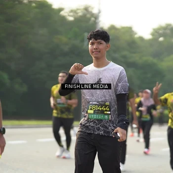 Runner Photo 6791556