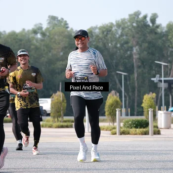 Runner Photo 6791575