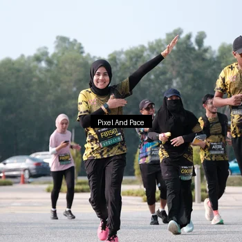 Runner Photo 6791604