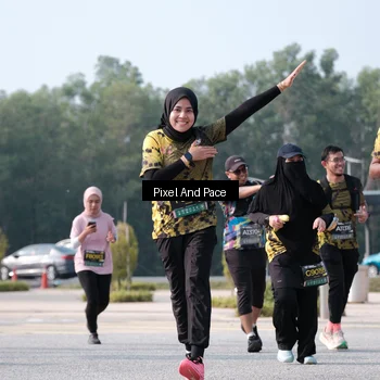 Runner Photo 6791606