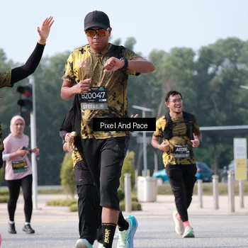 Runner Photo 6791615