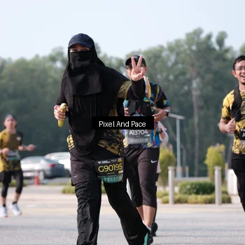 Runner Photo 6791653