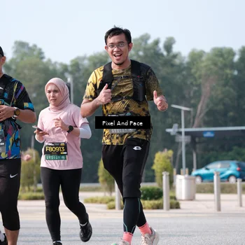 Runner Photo 6791673