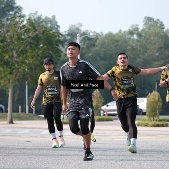 Runner Photo 6791690