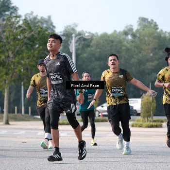 Runner Photo 6791691